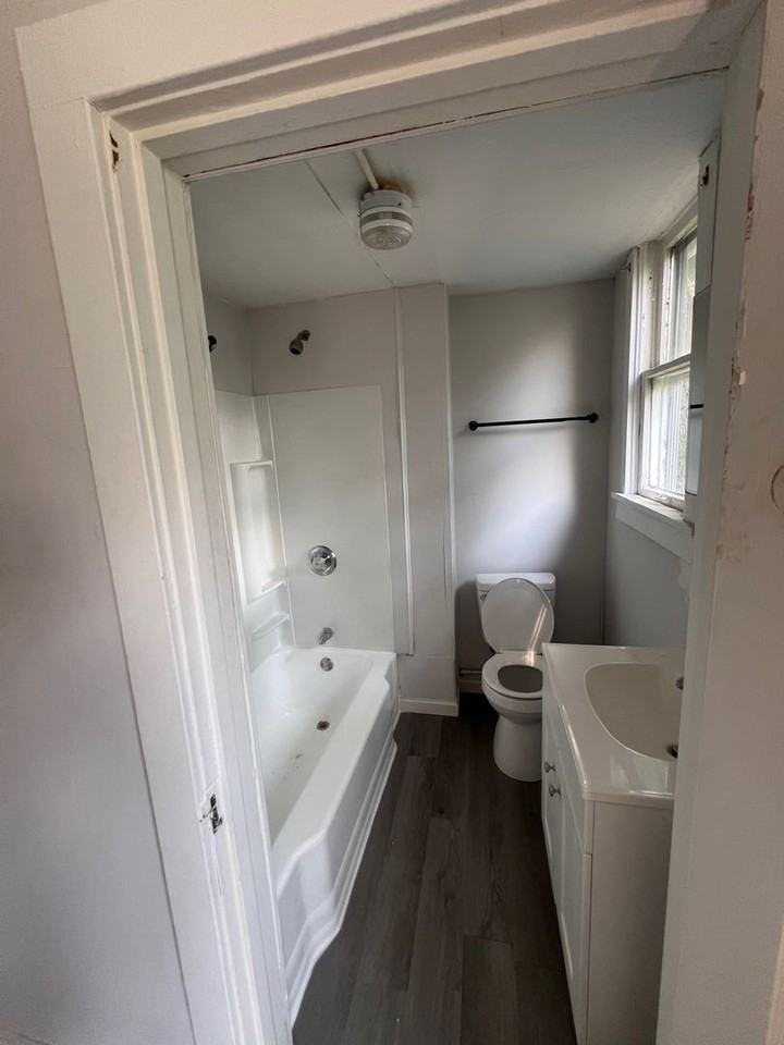 412 North William Street - Photo 5 of 7