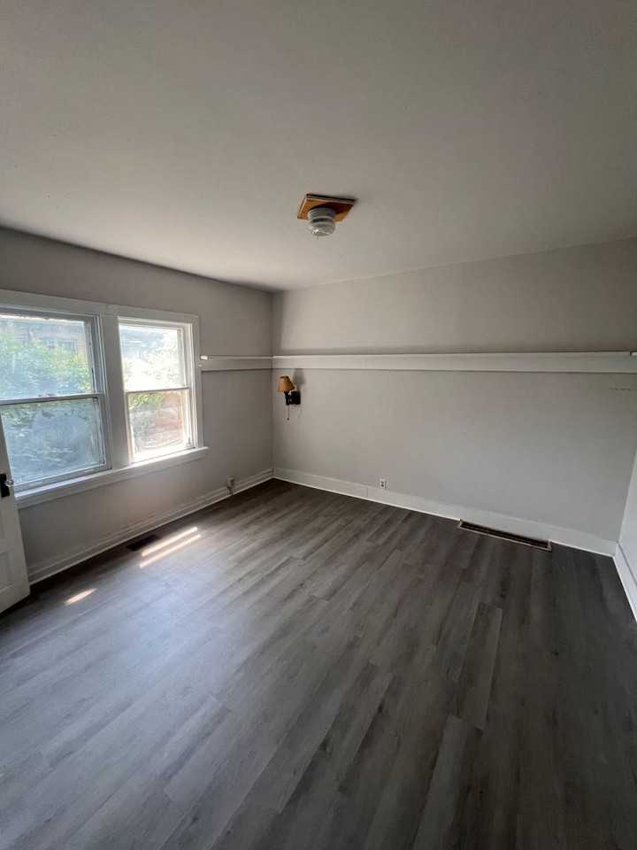 412 North William Street - Photo 6 of 7