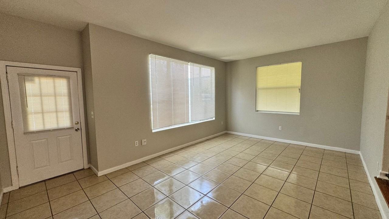 6536 Anvers Blvd S - Photo 6 of 15