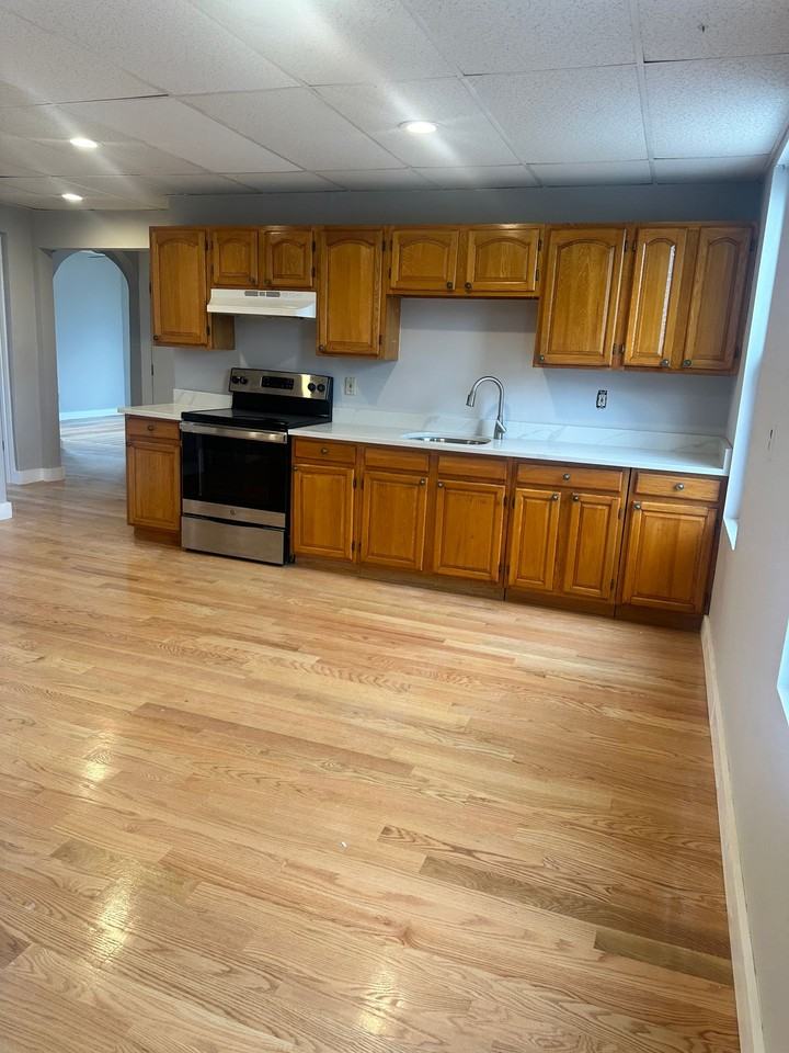 15 Simon Street - Photo 3 of 9