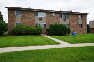 featured image of 275 Broadway Dr