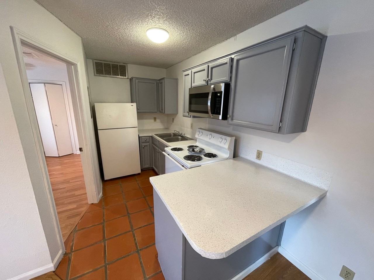 2514 Pearl St. - Photo 5 of 22