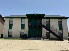 featured image of 1904 Windward Dr