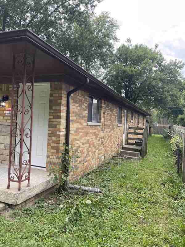 1928 N Audubon Rd - Photo 2 of 13