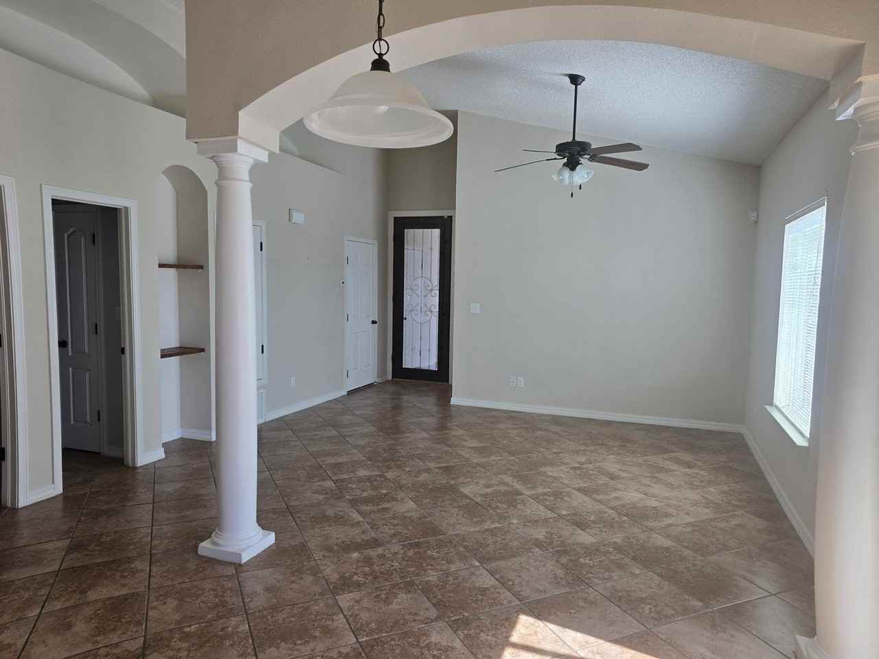 14386 High Rock Dr - Photo 2 of 26