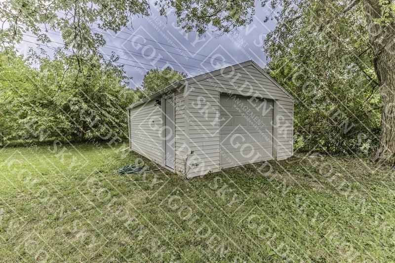 1614 S Oakdale Dr - Photo 3 of 11