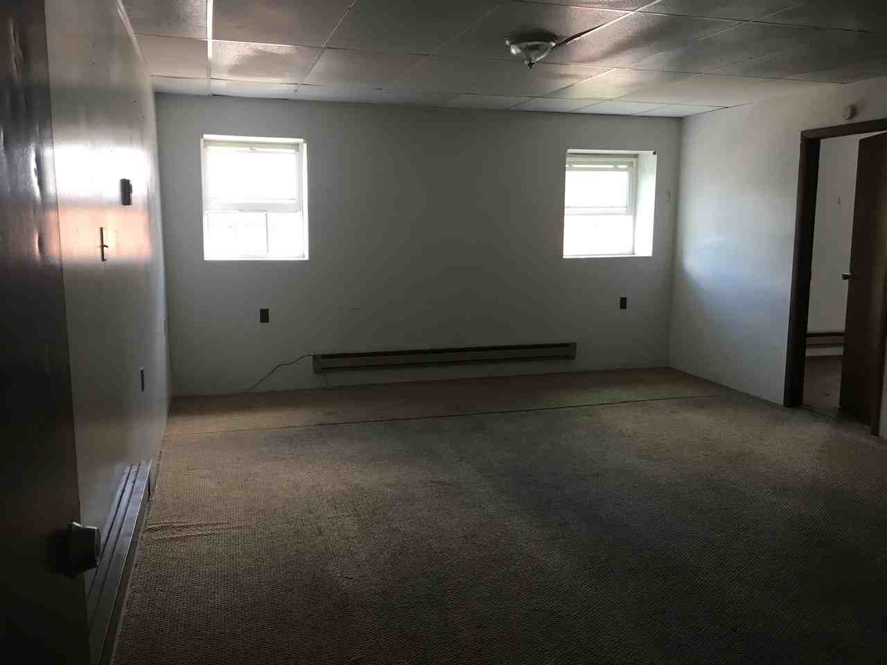 131 Wood Street - Photo 3 of 3