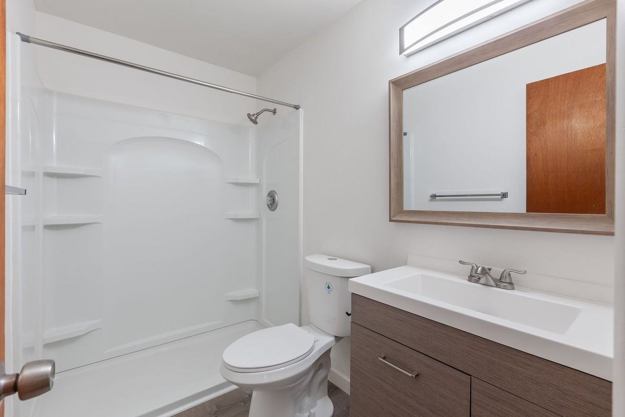 725 N 2nd St - Photo 7 of 23
