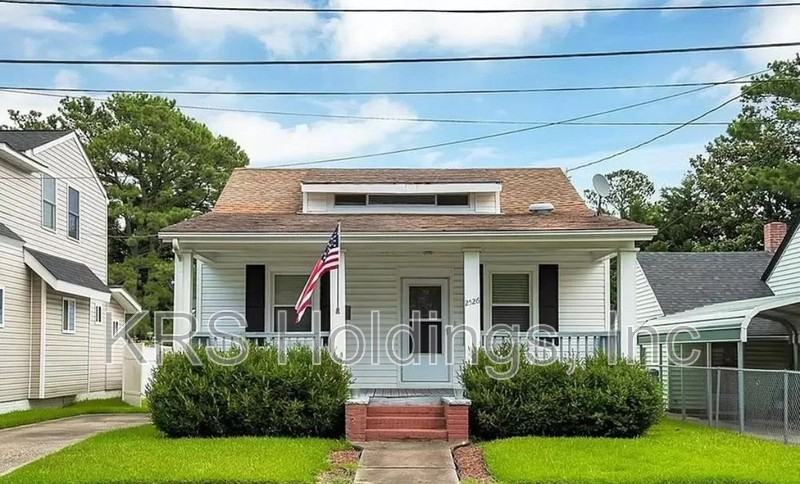 2526 Keller Ave - Photo 2 of 7