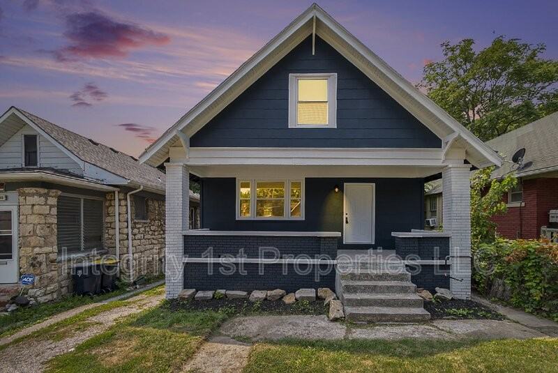 3103 E 27th St - Photo 3 of 35