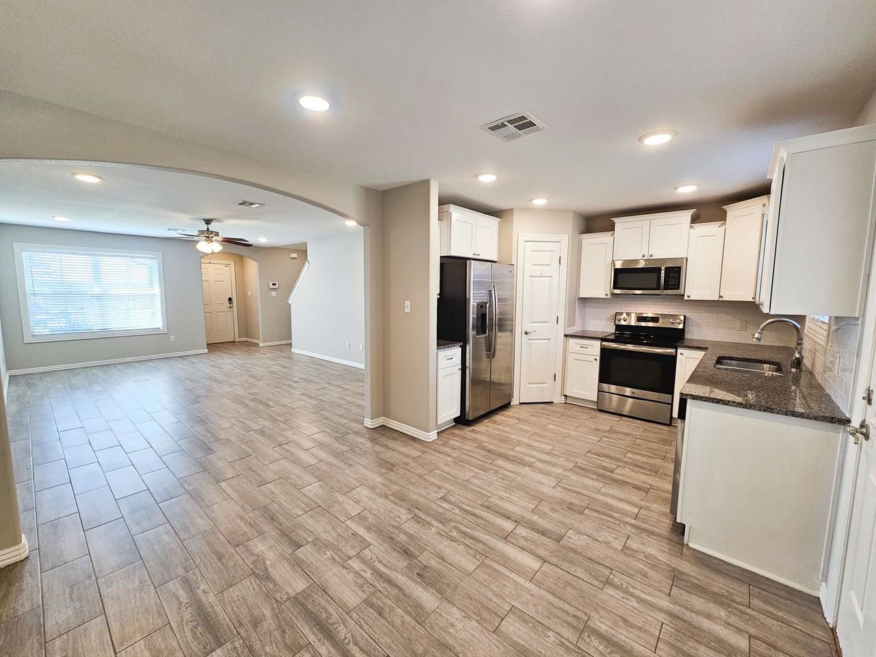 6632 Leightyn Lane - Photo 6 of 19