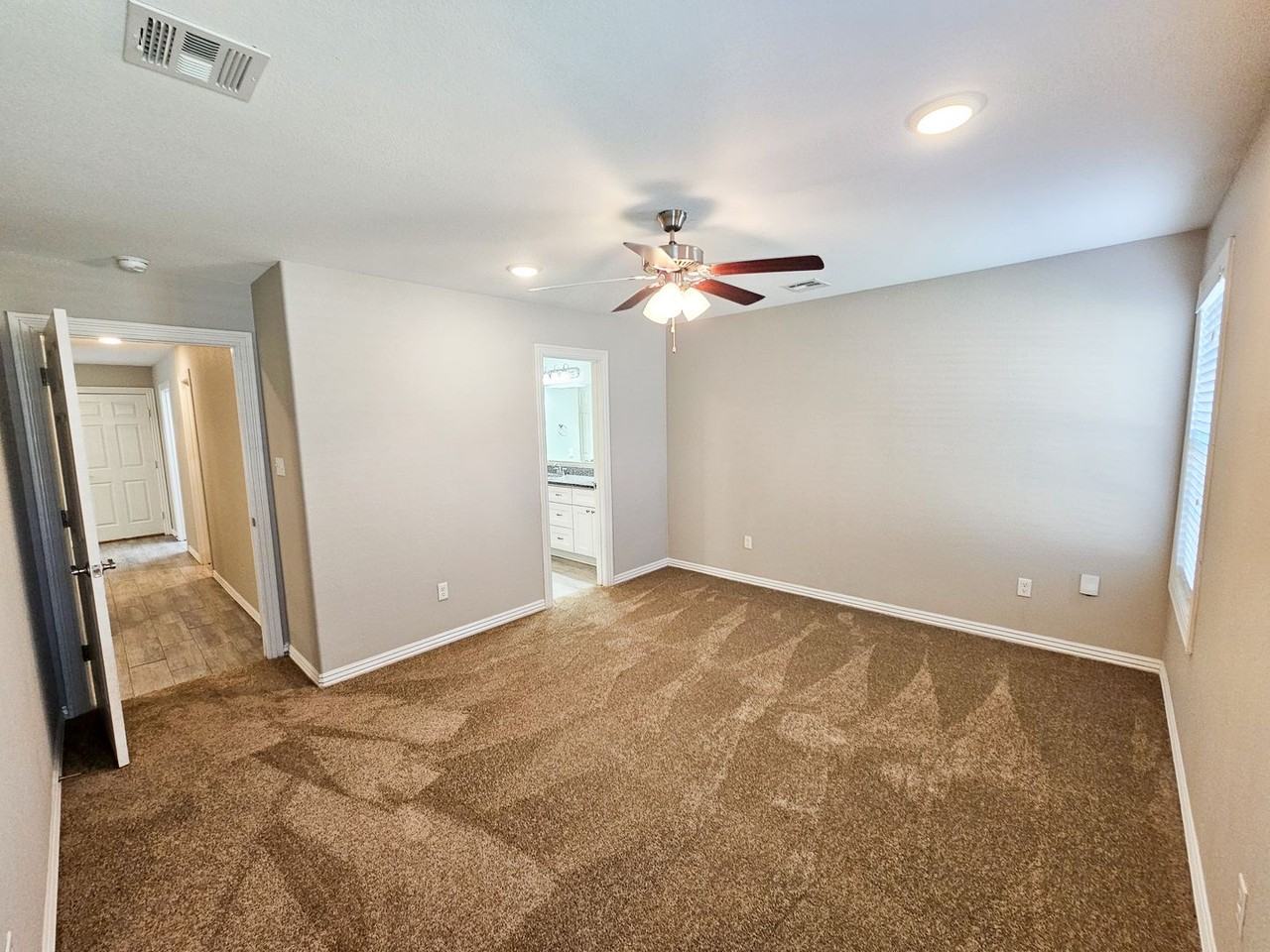 6632 Leightyn Lane - Photo 7 of 19