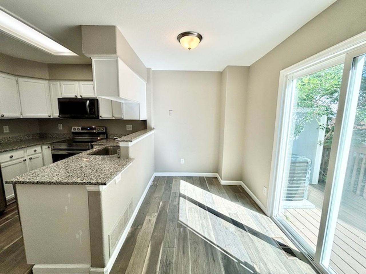 1044 S Paris Ct - Photo 6 of 27