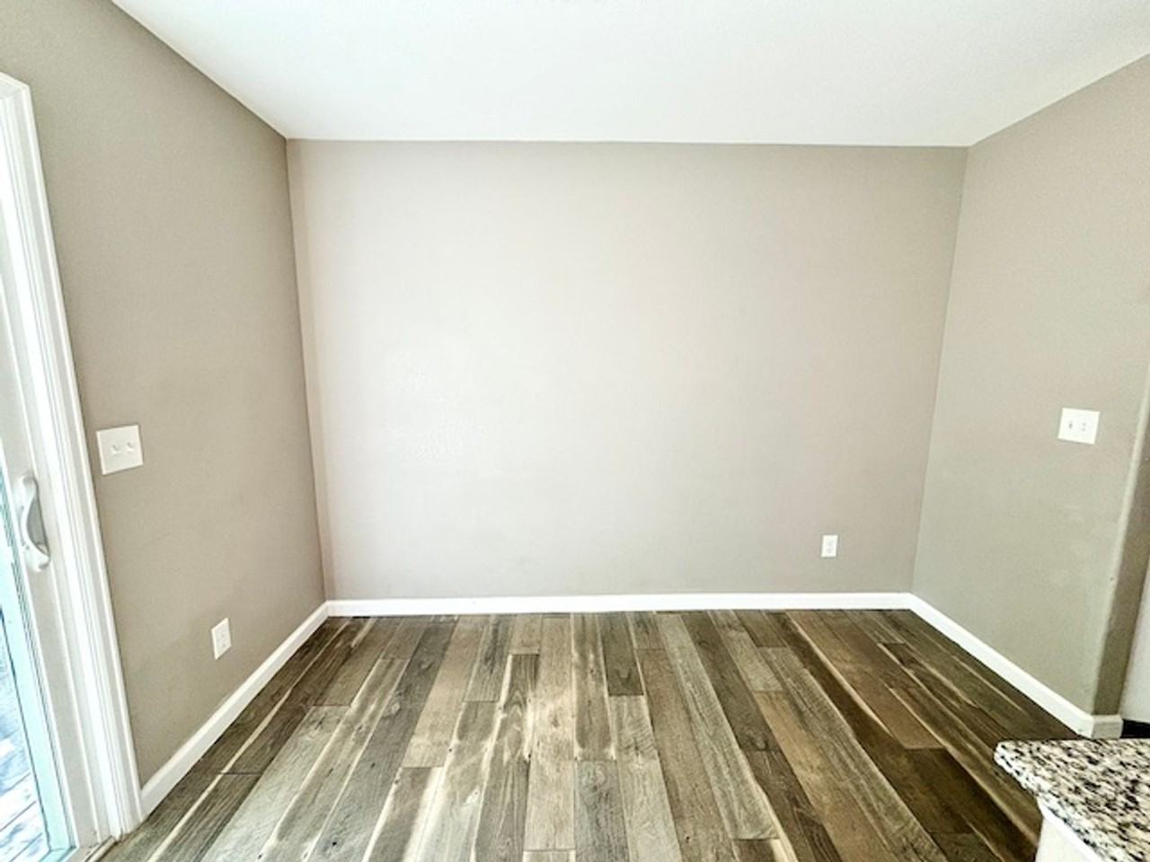 1044 S Paris Ct - Photo 7 of 27