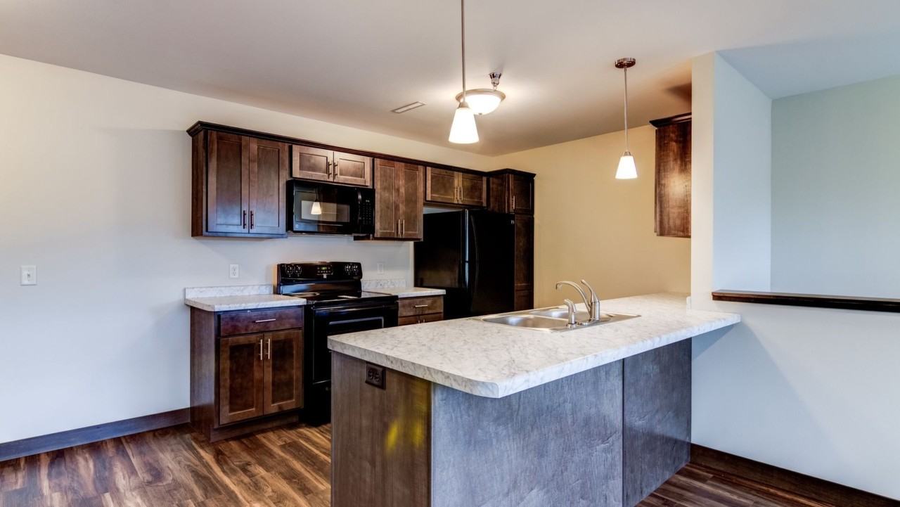 Starr Avenue Apartments - Photo 3 of 21