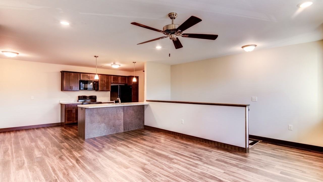 Starr Avenue Apartments - Photo 5 of 21
