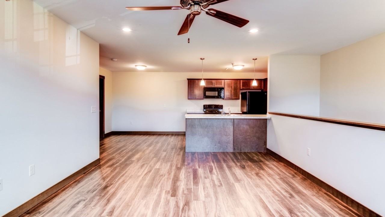 Starr Avenue Apartments - Photo 6 of 21