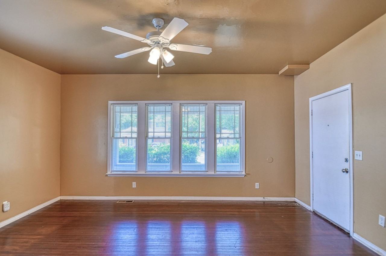 464 College - Photo 5 of 36