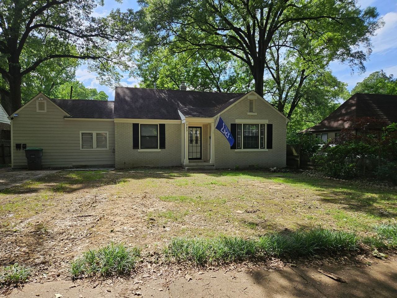 743 SHOTWELL - Photo 2 of 8
