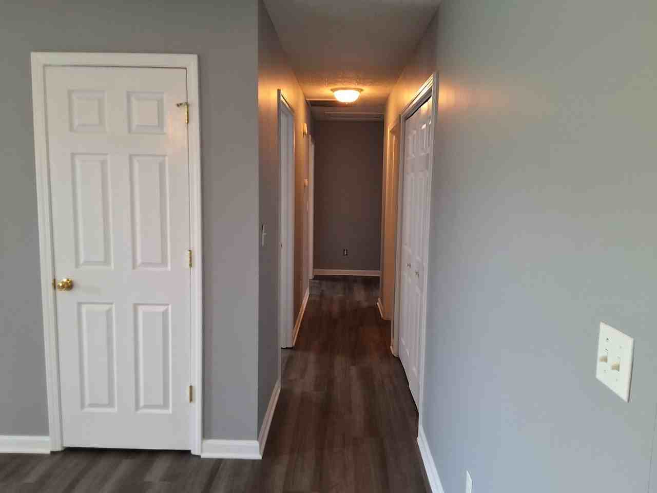 21 Astaire Dr - Photo 6 of 12