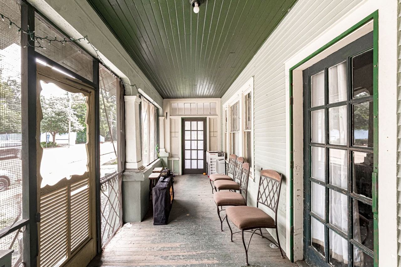 408 East State Street - Photo 7 of 8