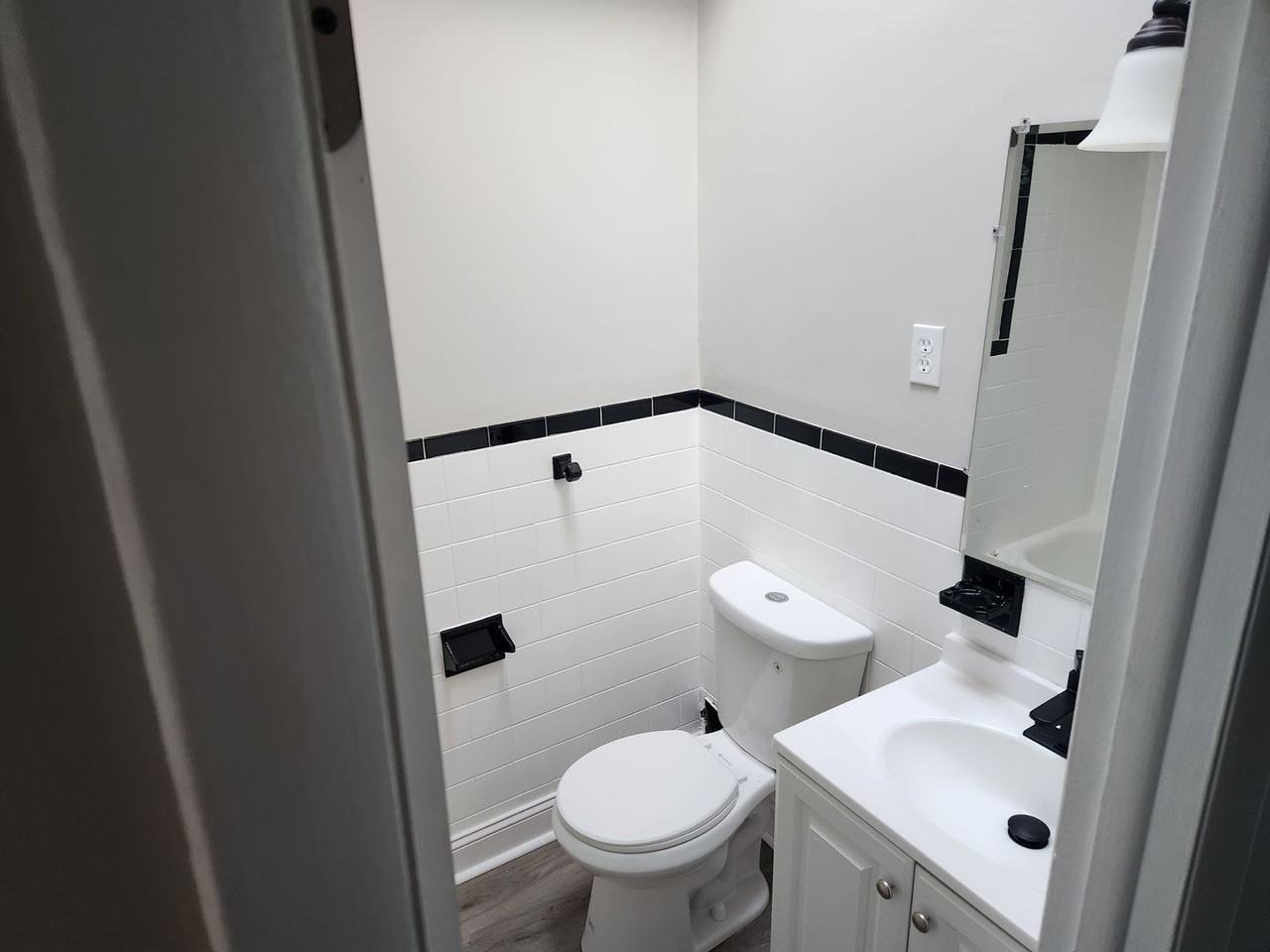 616 Homestead Rd - Photo 3 of 8