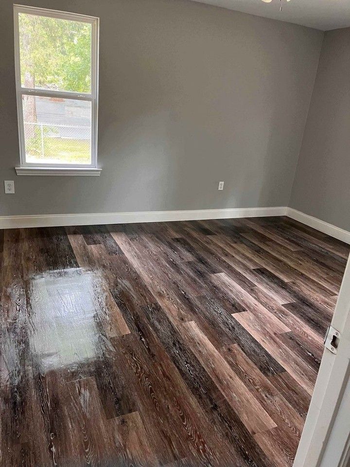 105 Monroe St - Photo 3 of 18