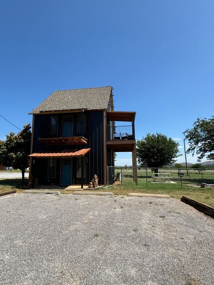 501 Nw Oak Ave - Photo 6 of 22