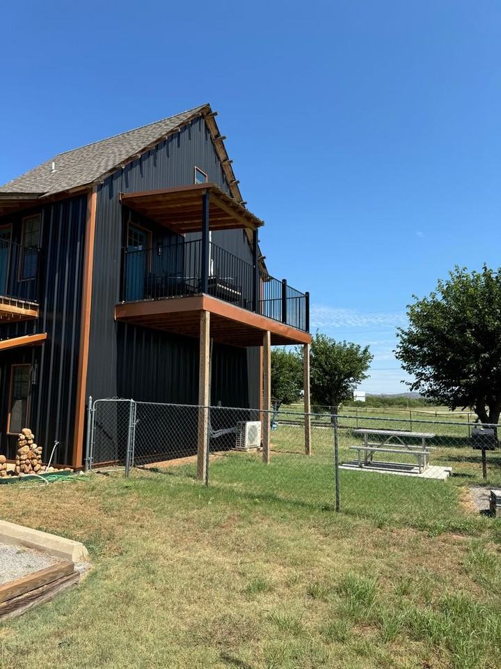 501 Nw Oak Ave - Photo 5 of 22