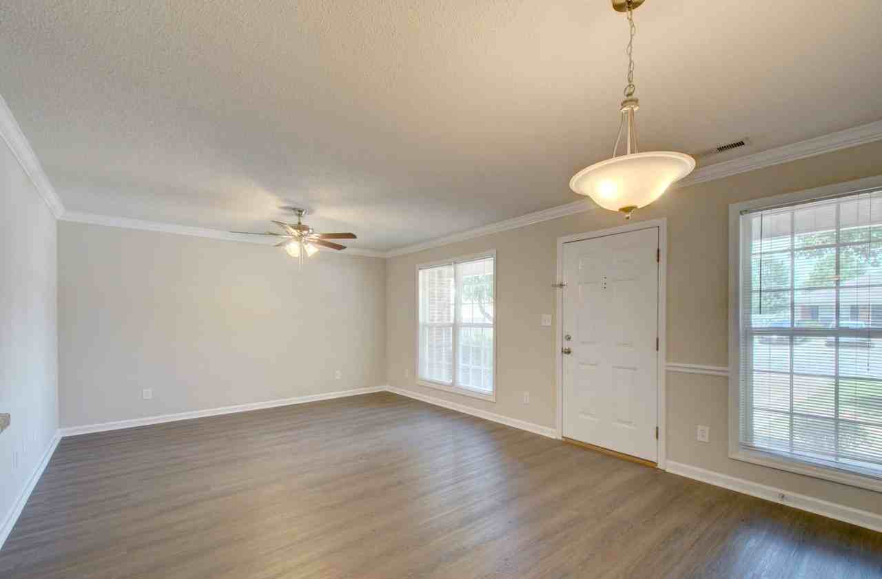 128 Railroad Ridge Rd - Photo 2 of 16