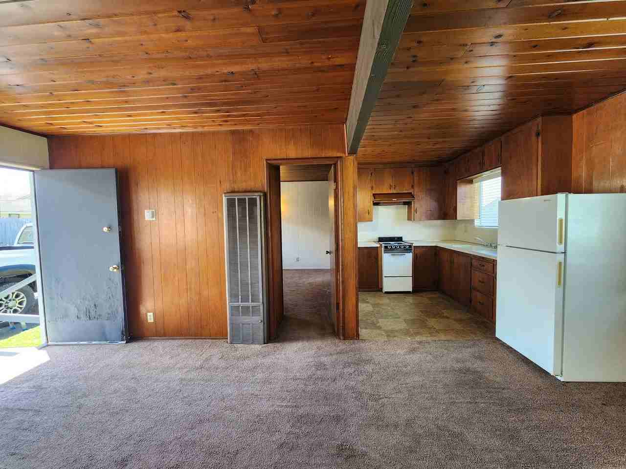 10 W Church St - Photo 2 of 12