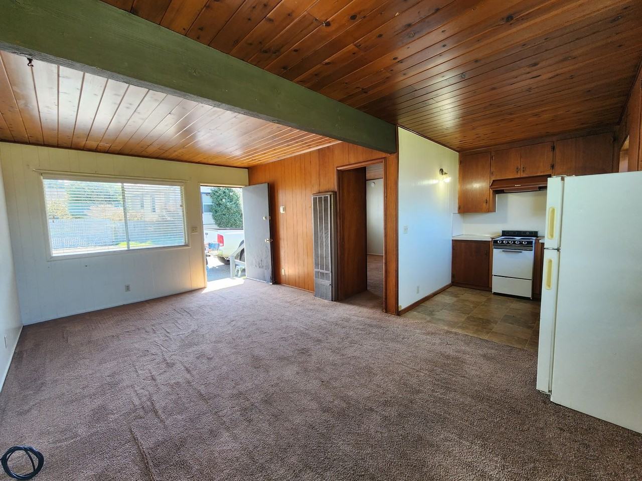 10 W Church St - Photo 3 of 12