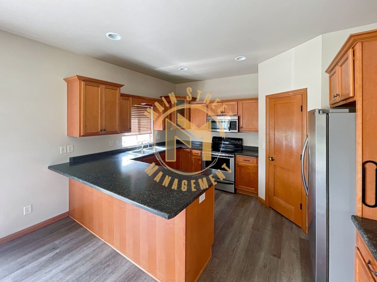 2068 River Point Ct. - Photo 3 of 26
