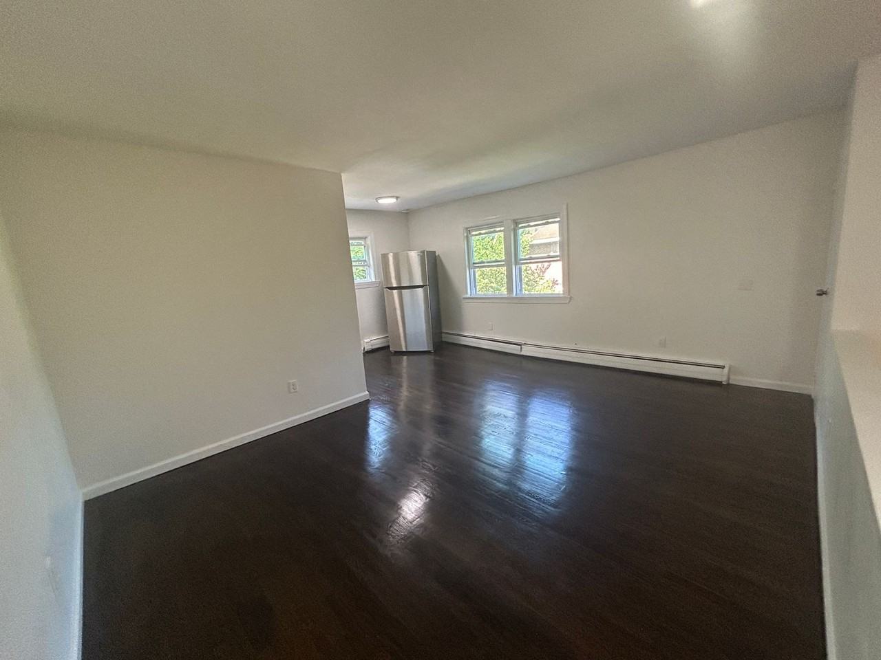 1311 Washington Ave. - Photo 2 of 8