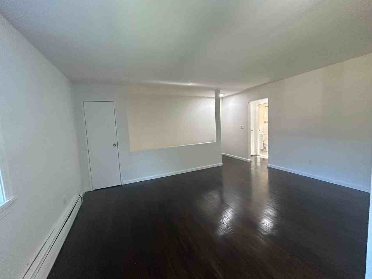 1311 Washington Ave. - Photo 3 of 8