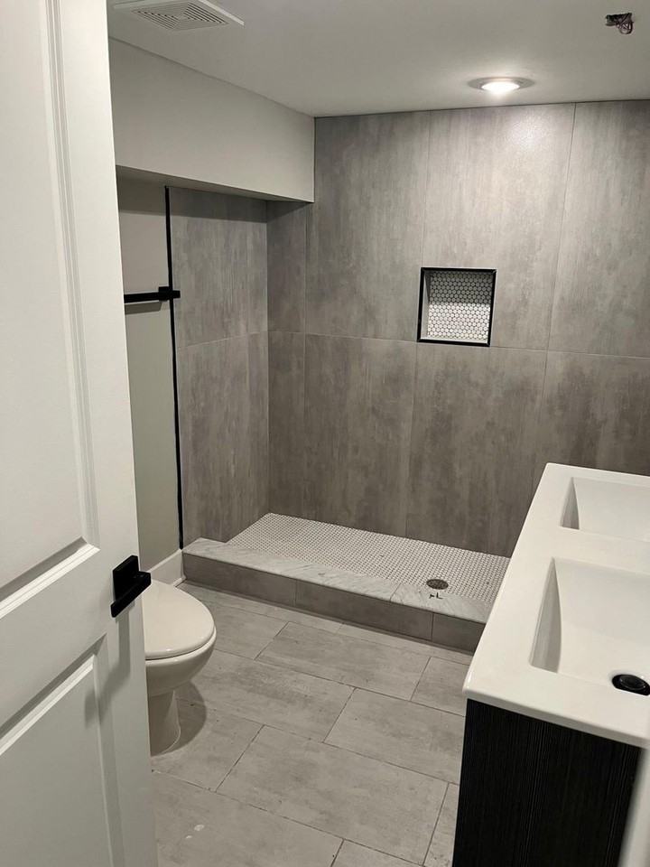 4051 Baring St - Photo 2 of 27