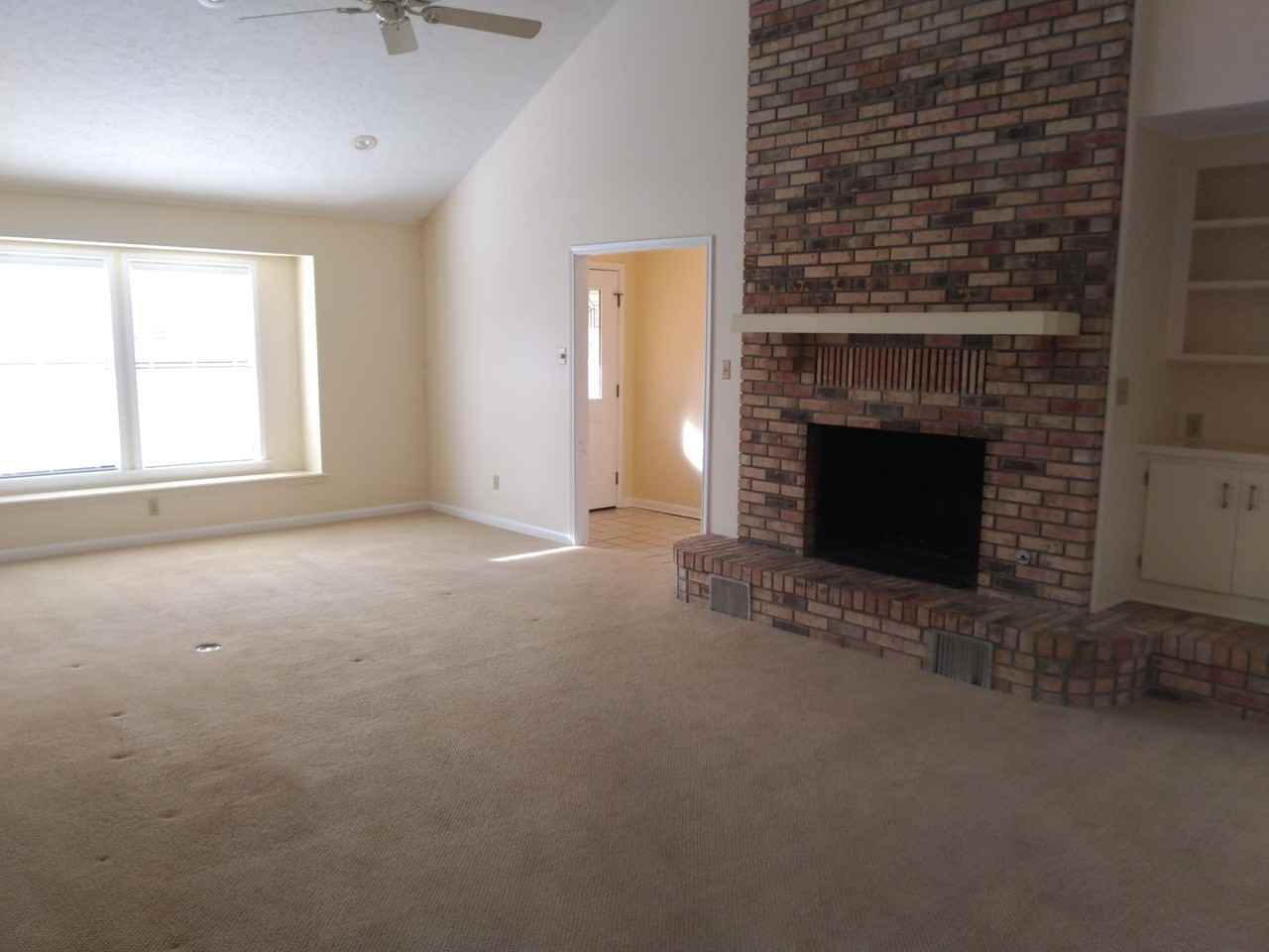 144 Kristy Ln - Photo 3 of 10