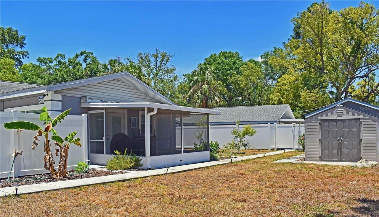 4311 W Virginia Ave - Photo 4 of 20