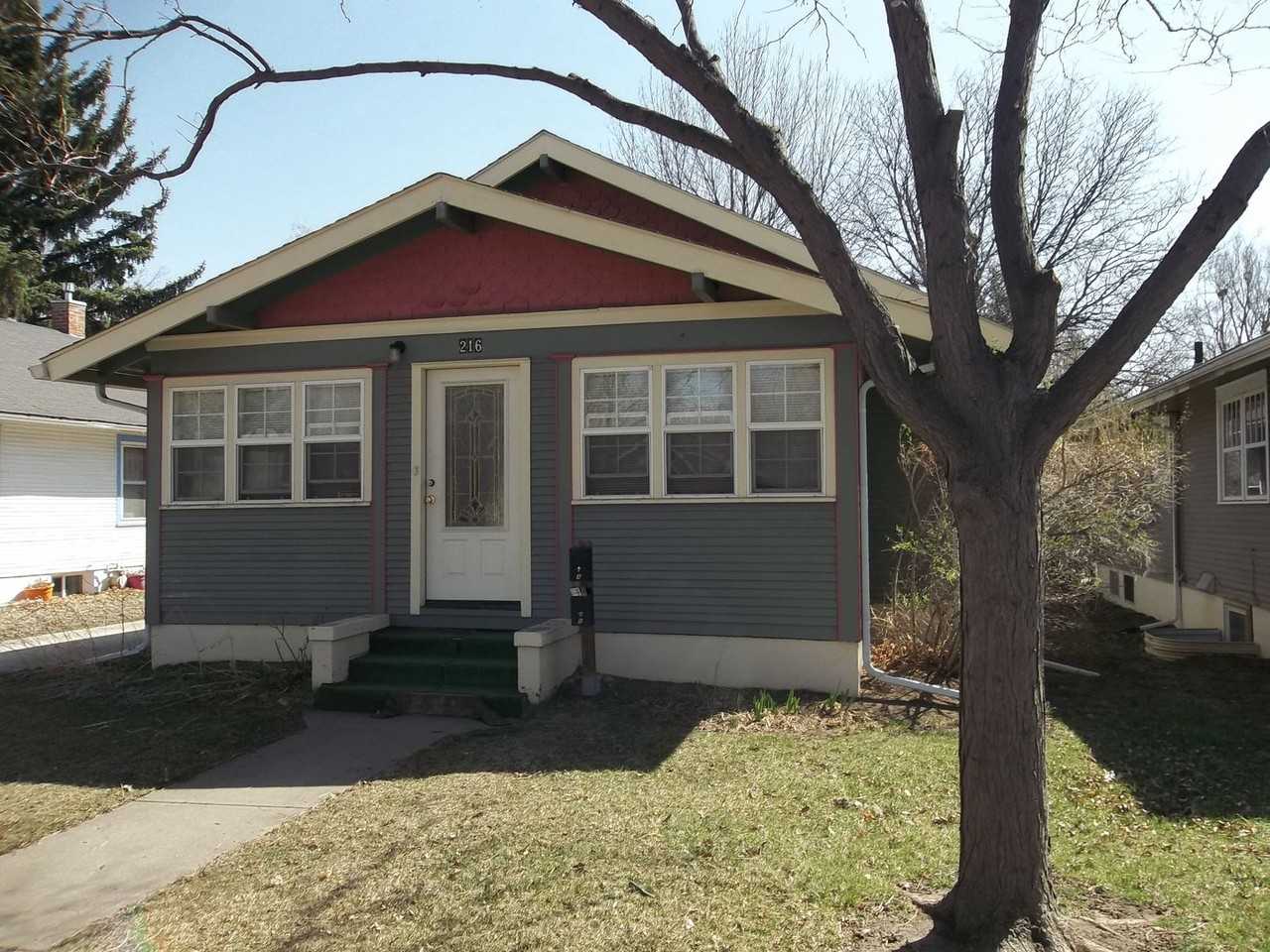 216 N. Sherwood St. - Photo 2 of 12