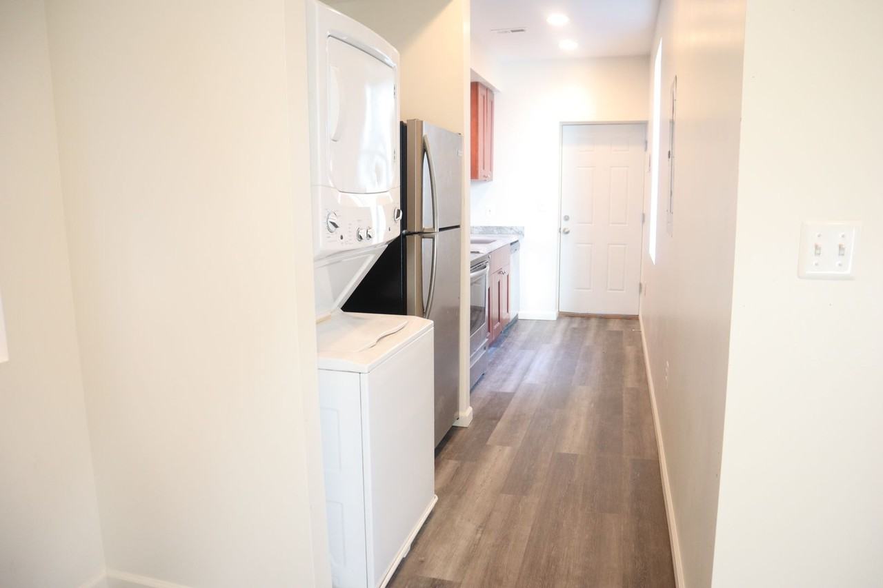 2202 Maryland Ave - Photo 4 of 19