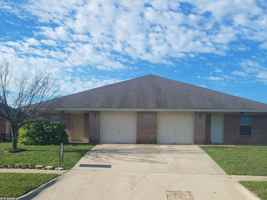featured image of 2806 Alma Dr