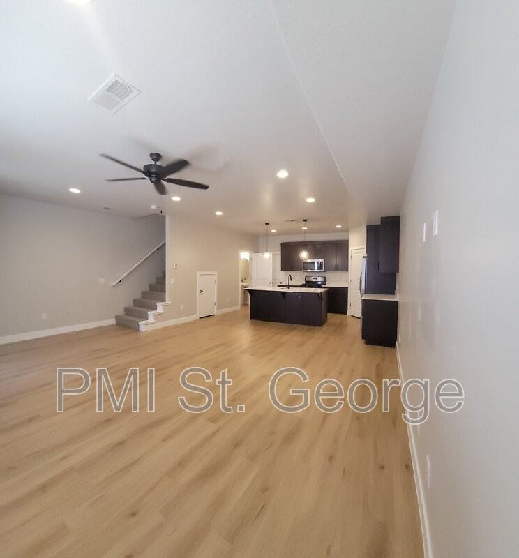 2711 E Gray Birch Dr - Photo 4 of 31