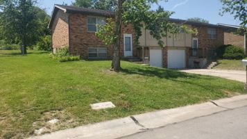 featured image of 1685 S Sonora Dr