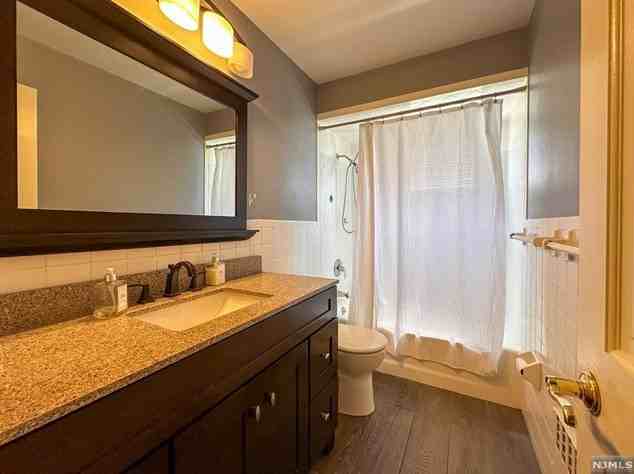 Kipp Ave - Photo 7 of 11