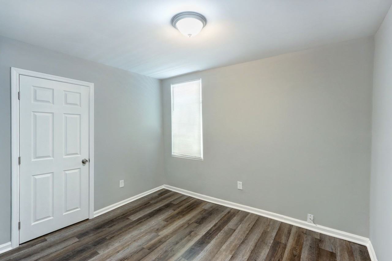 917 West Victory Drive - Photo 6 of 29