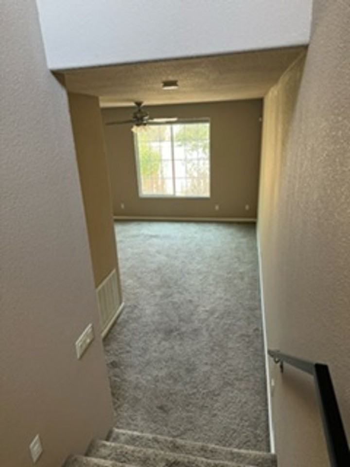 1825 Resistol Dr - Photo 3 of 20