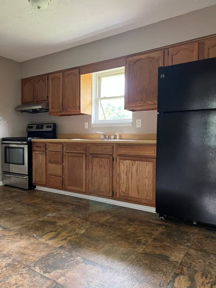 460 Old Seven Mile Pike 4-Plex - Photo 3 of 4