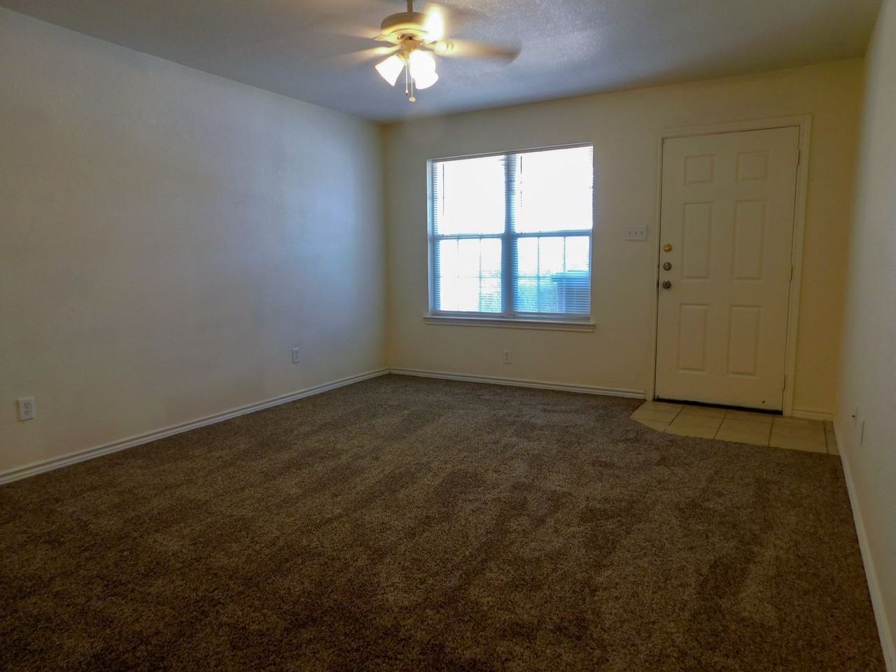 322 N. 10th St. - Photo 2 of 14