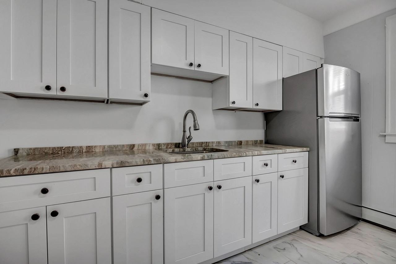 68-70 Anthony Street - Photo 3 of 11