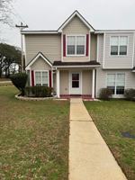 featured image of 120 Palm Dr